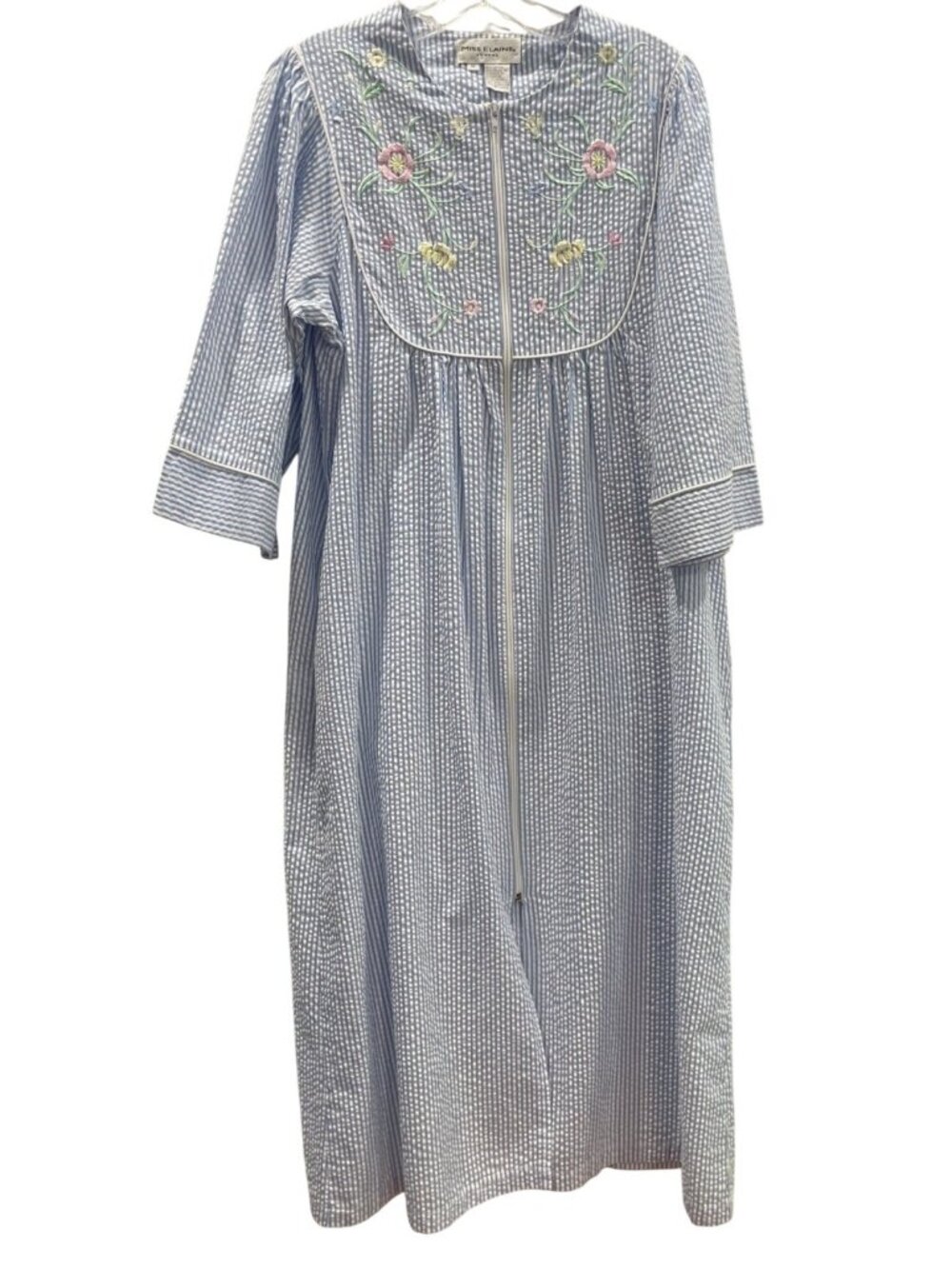 Vintage Seersucker Lounge Robe House Dress M Floral Embroidered Cottage Granny